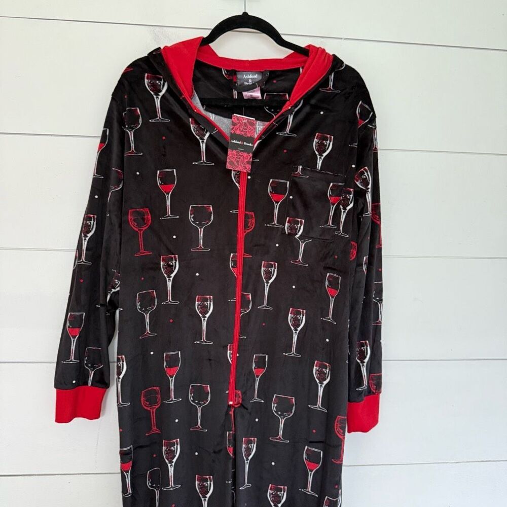Ashford & Brooks Women’s Medium Wine One Piece Pajama New